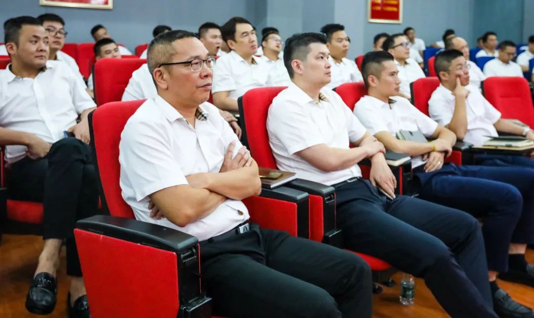 這一次，我們玩大的 | 強(qiáng)輝金九銀十無界增長(zhǎng)營(yíng)銷大會(huì)復(fù)盤會(huì)議順利舉辦(圖9)