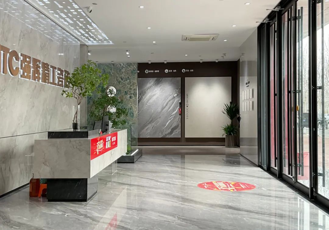 終端風(fēng)采 | 強(qiáng)輝東營旗艦店，探尋質(zhì)感空間的詩意生活(圖6)